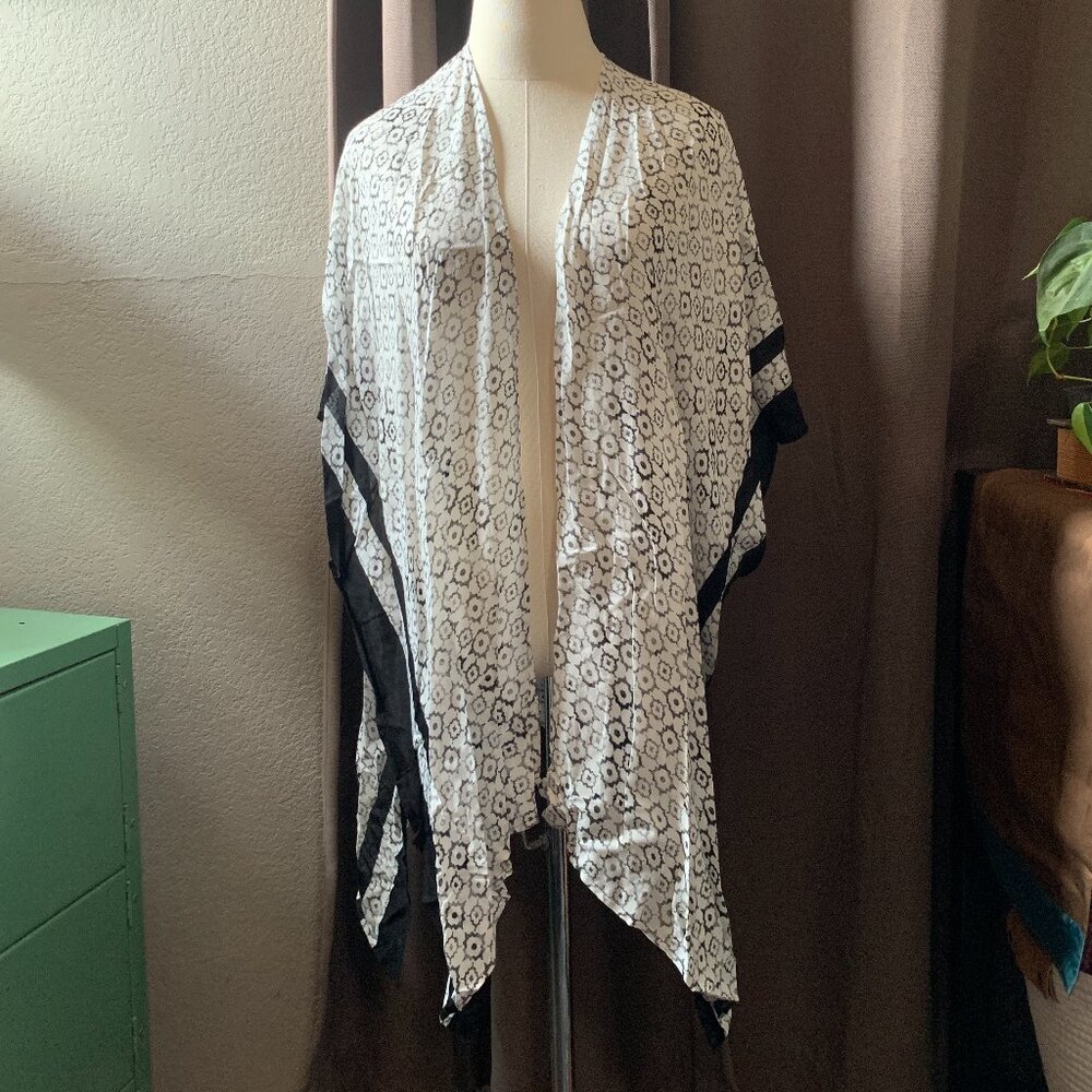 NWOT Short Sleeve Kimono Cardigan